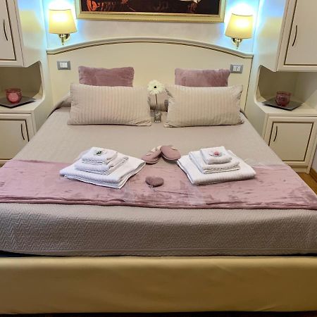 Domus Via Veneto Bed & Breakfast Roma Exterior foto